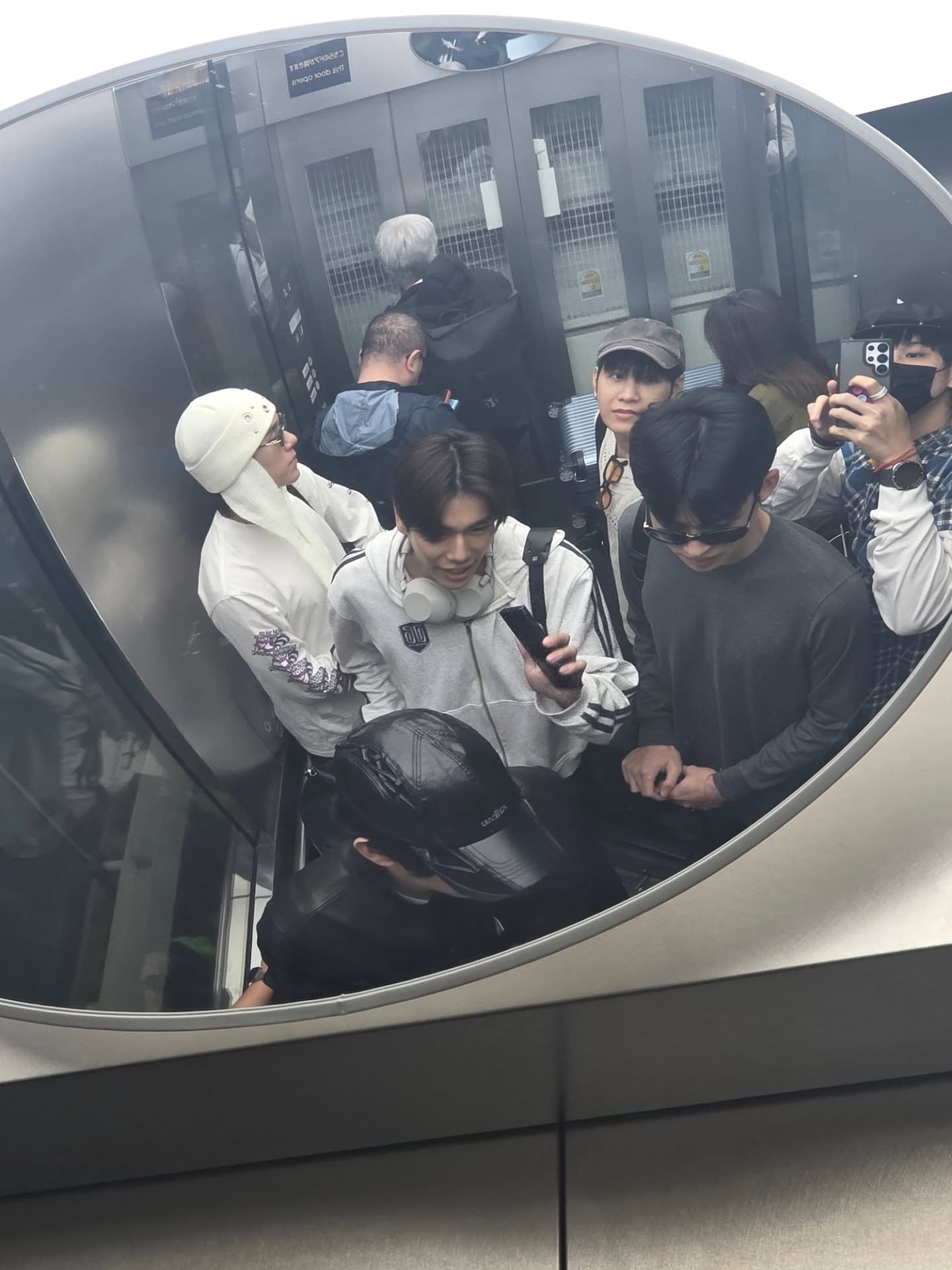 สกาย - วงศ์รวี นทีธร