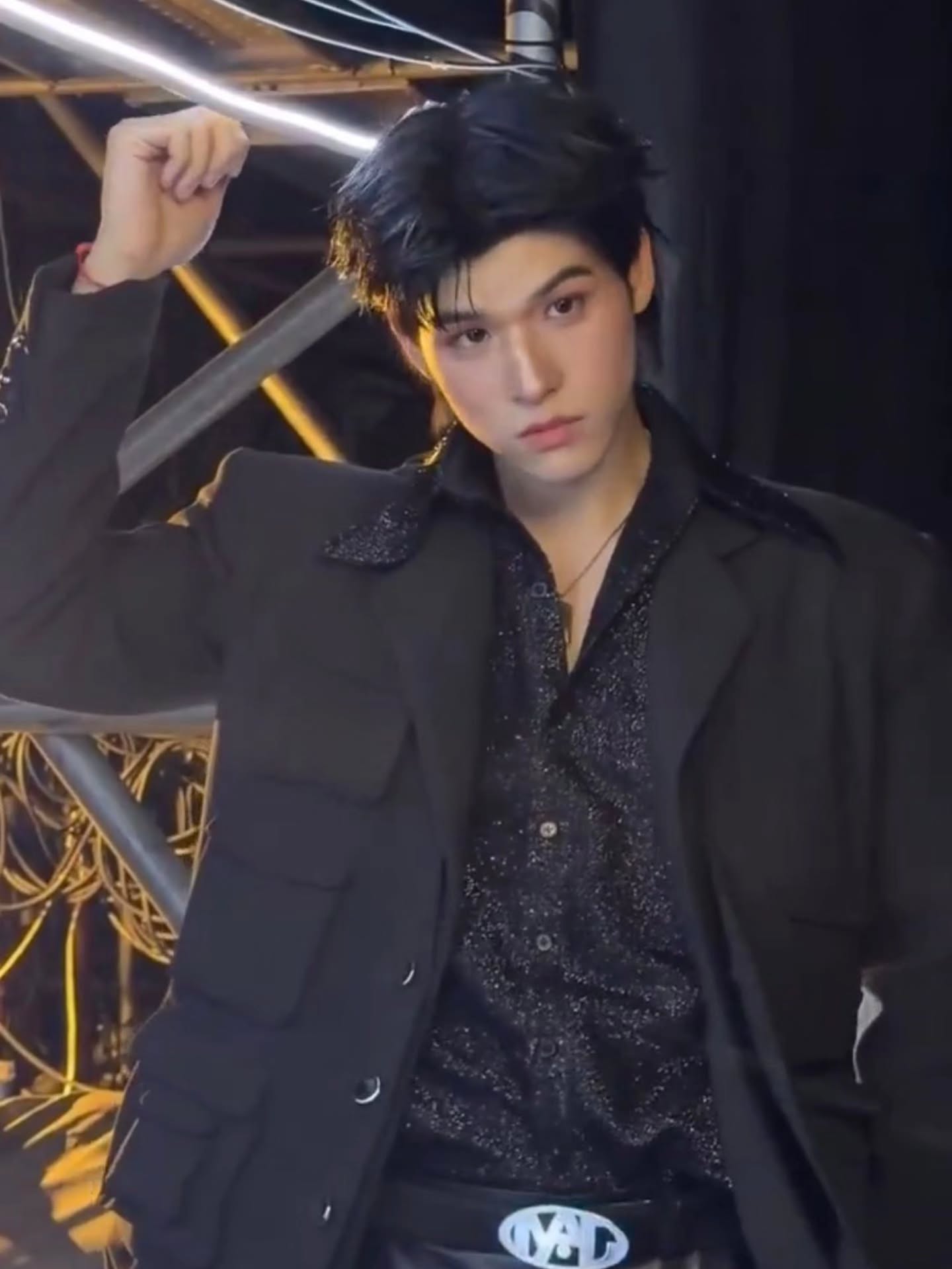 สกาย - วงศ์รวี นทีธร