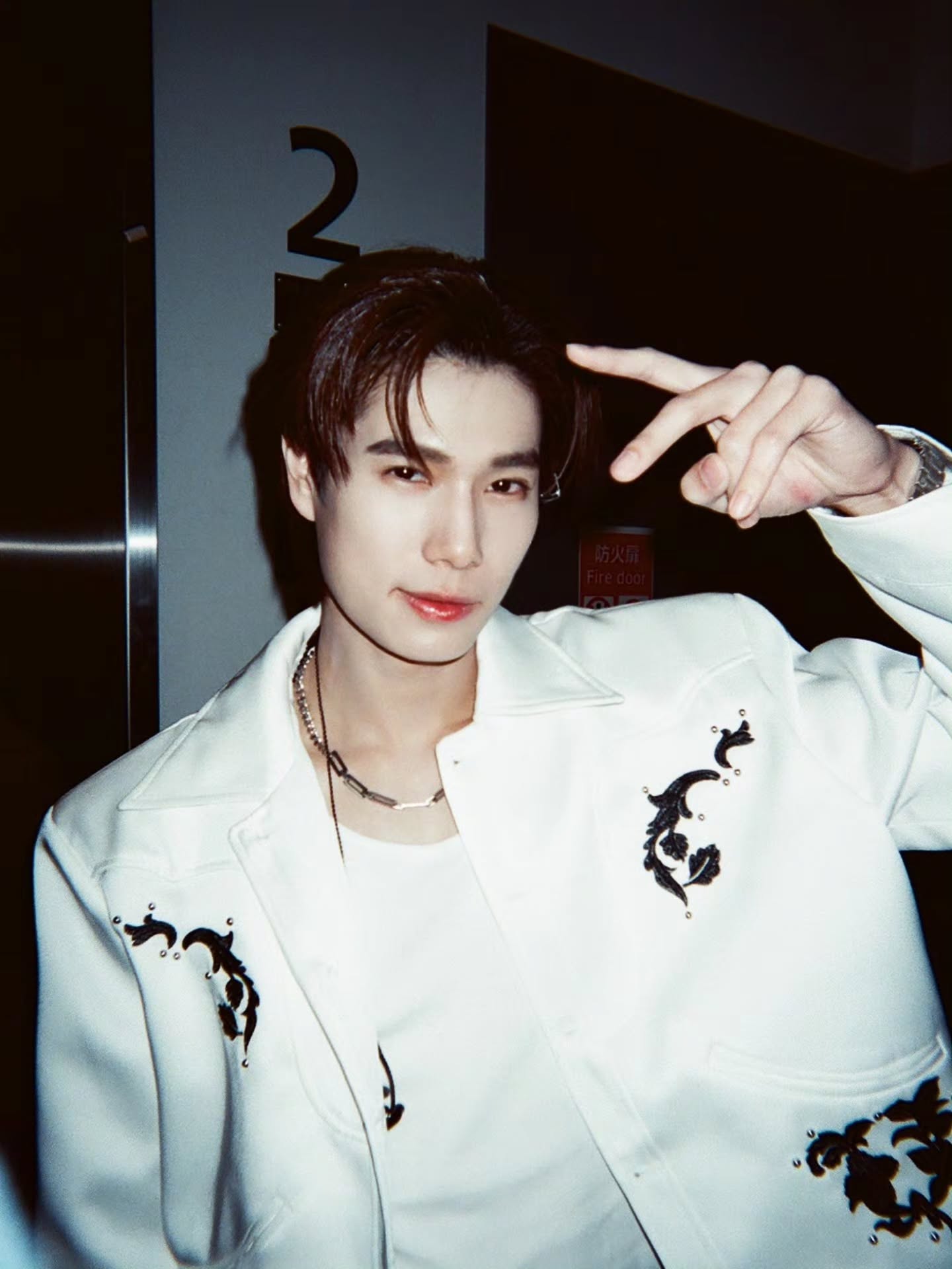 สกาย - วงศ์รวี นทีธร