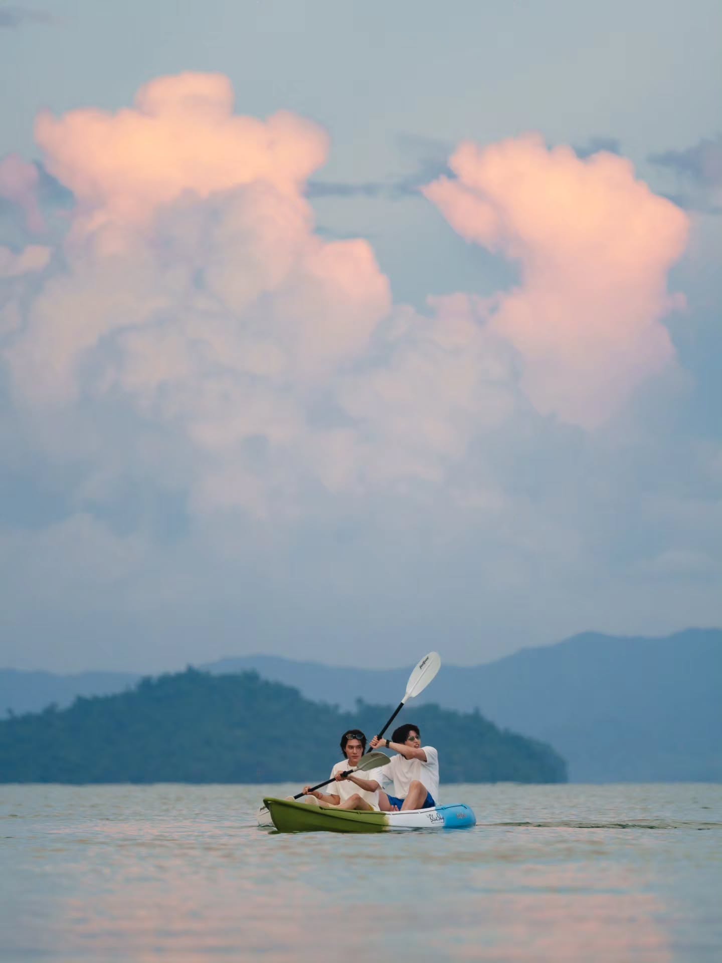 สกาย - วงศ์รวี นทีธร