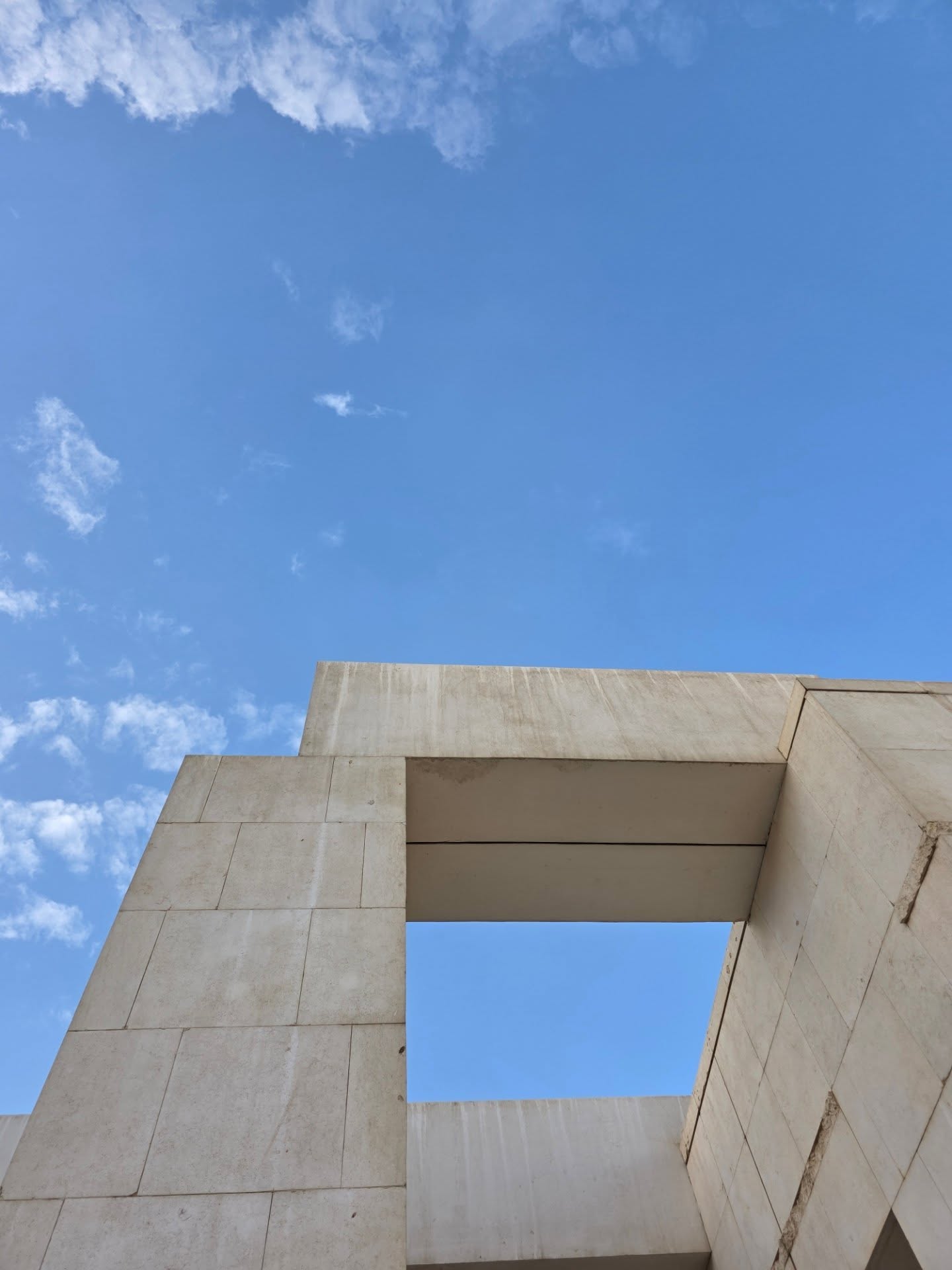 สกาย - วงศ์รวี นทีธร