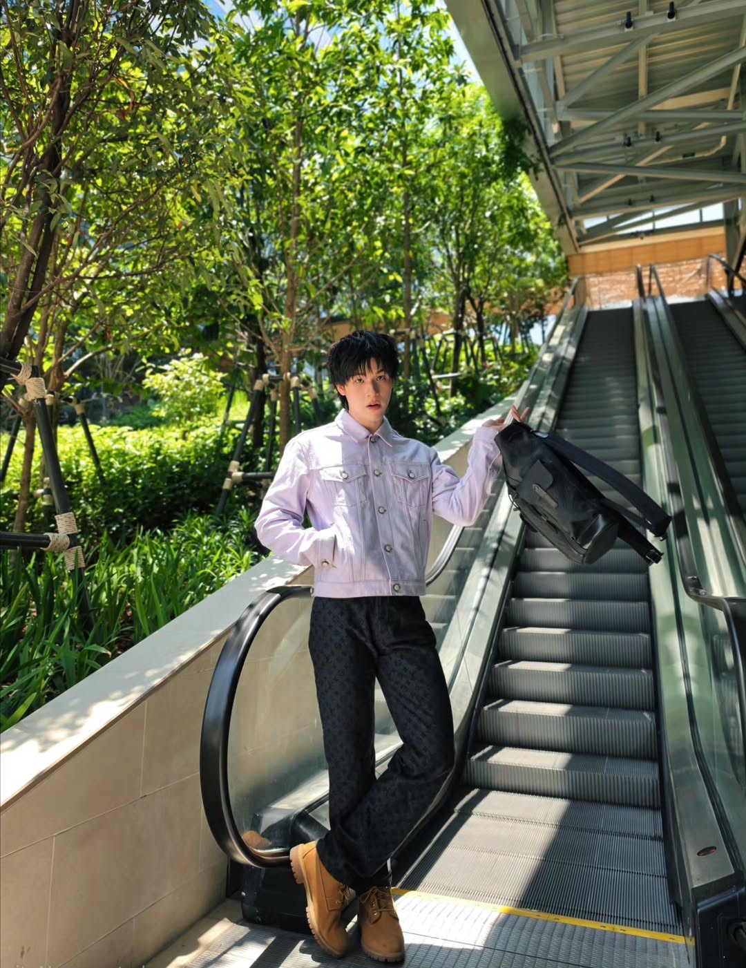 สกาย - วงศ์รวี นทีธร