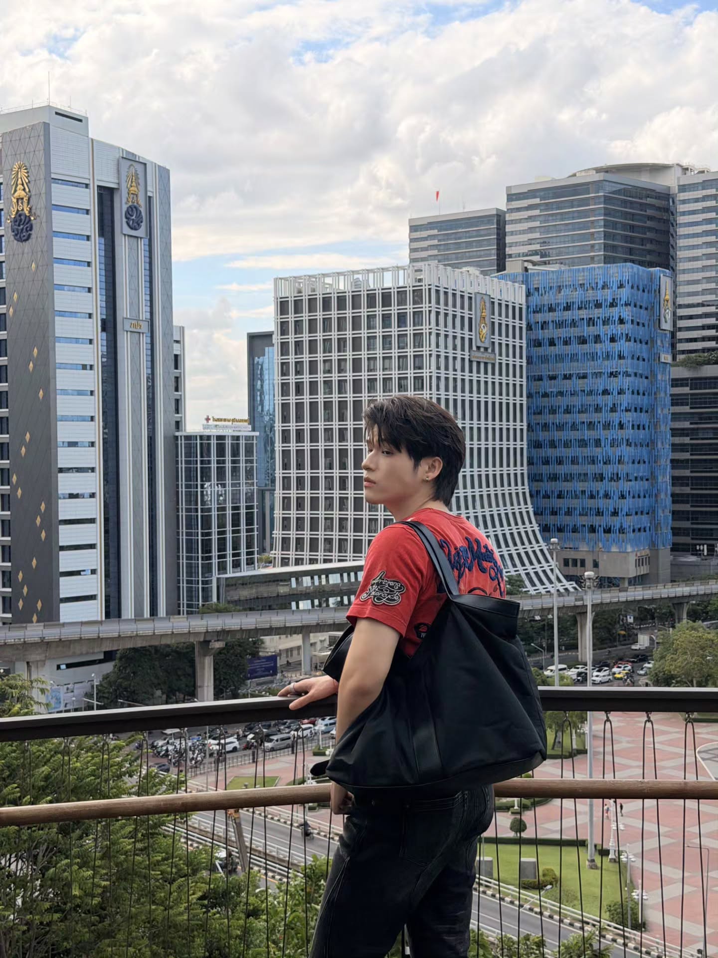 สกาย - วงศ์รวี นทีธร
