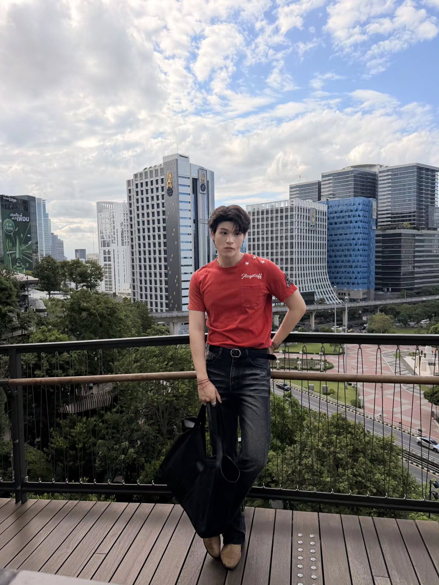สกาย - วงศ์รวี นทีธร
