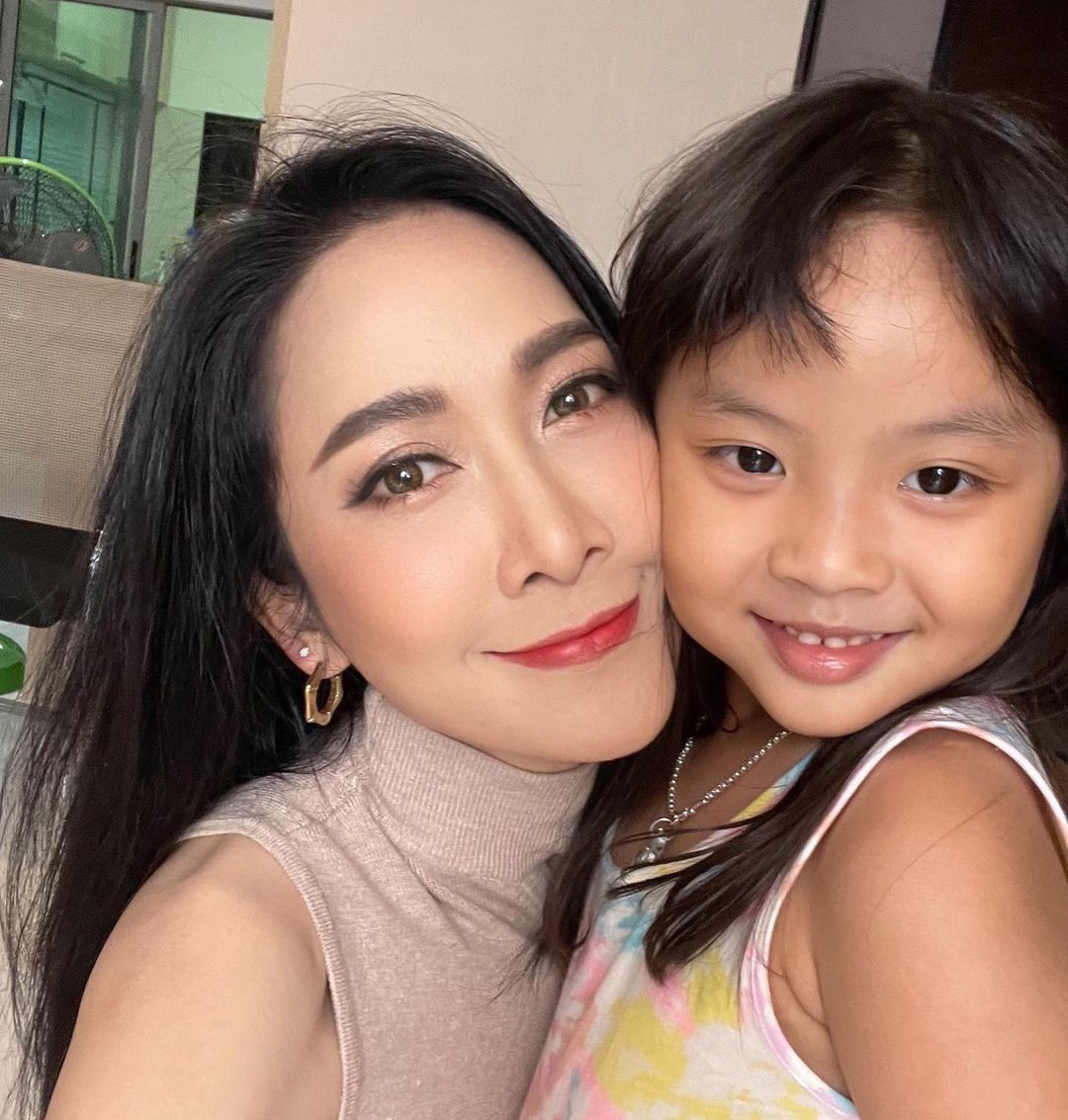 ยุ้ย - จีรนันท์ มะโนแจ่ม