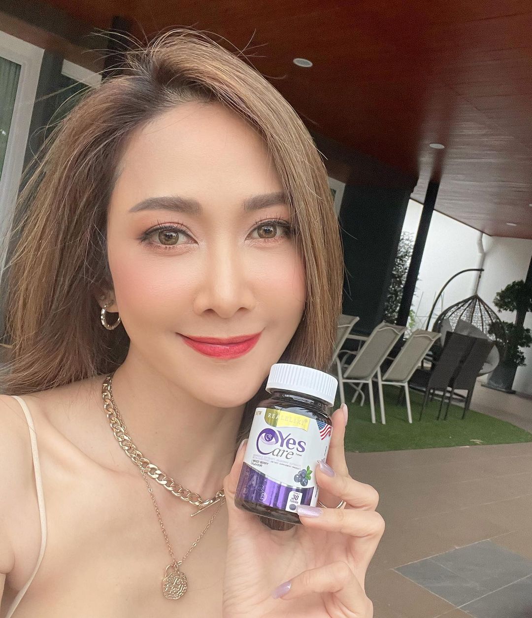 ยุ้ย - จีรนันท์ มะโนแจ่ม
