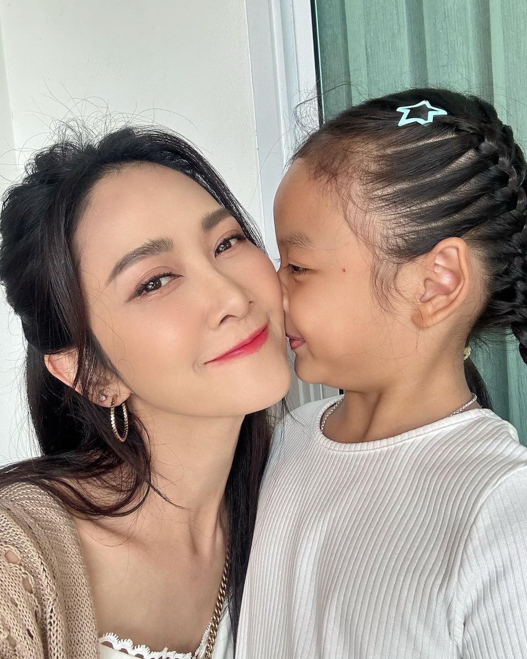 ยุ้ย - จีรนันท์ มะโนแจ่ม