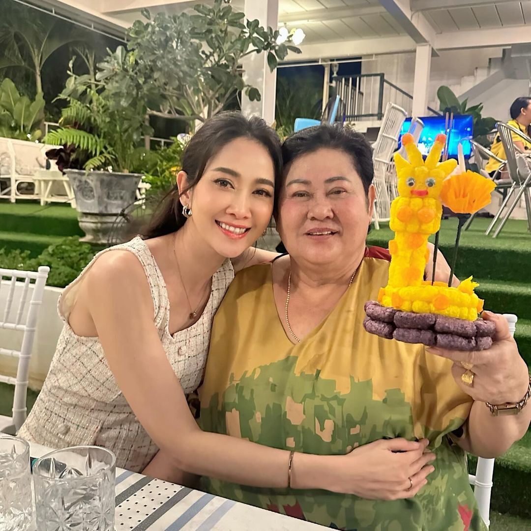 ยุ้ย - จีรนันท์ มะโนแจ่ม