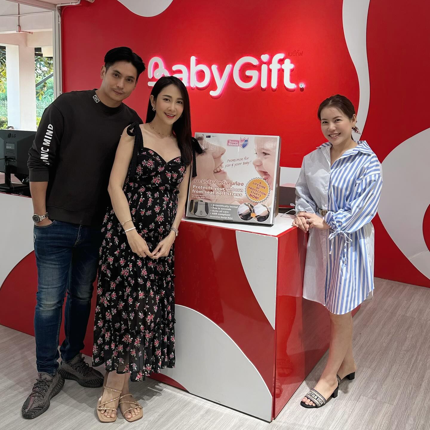 ยุ้ย - จีรนันท์ มะโนแจ่ม