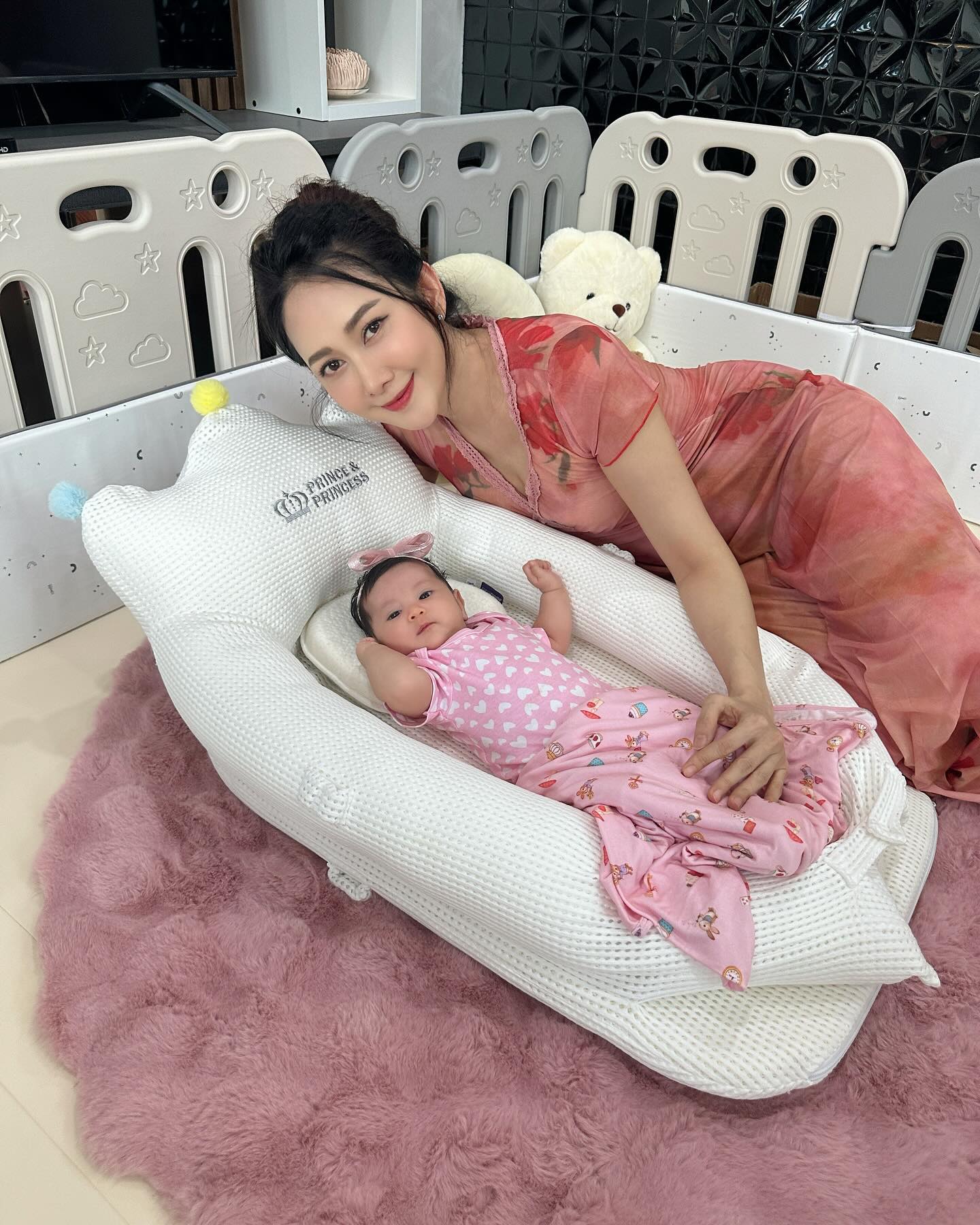 ยุ้ย - จีรนันท์ มะโนแจ่ม
