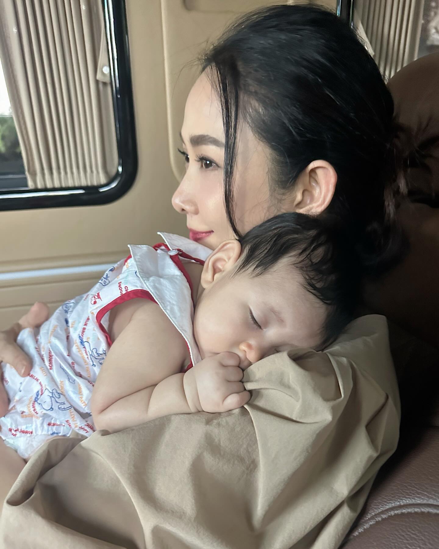 ยุ้ย - จีรนันท์ มะโนแจ่ม
