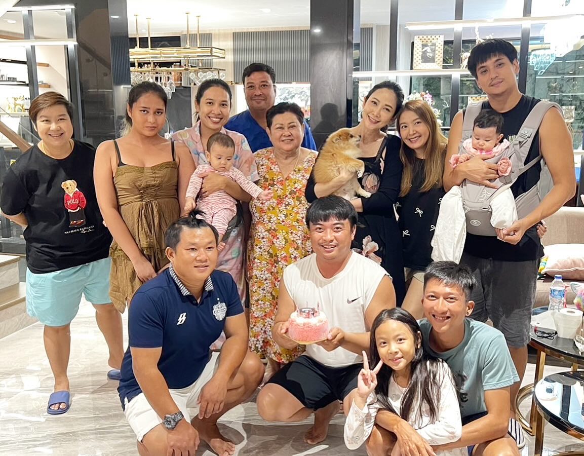 ยุ้ย - จีรนันท์ มะโนแจ่ม