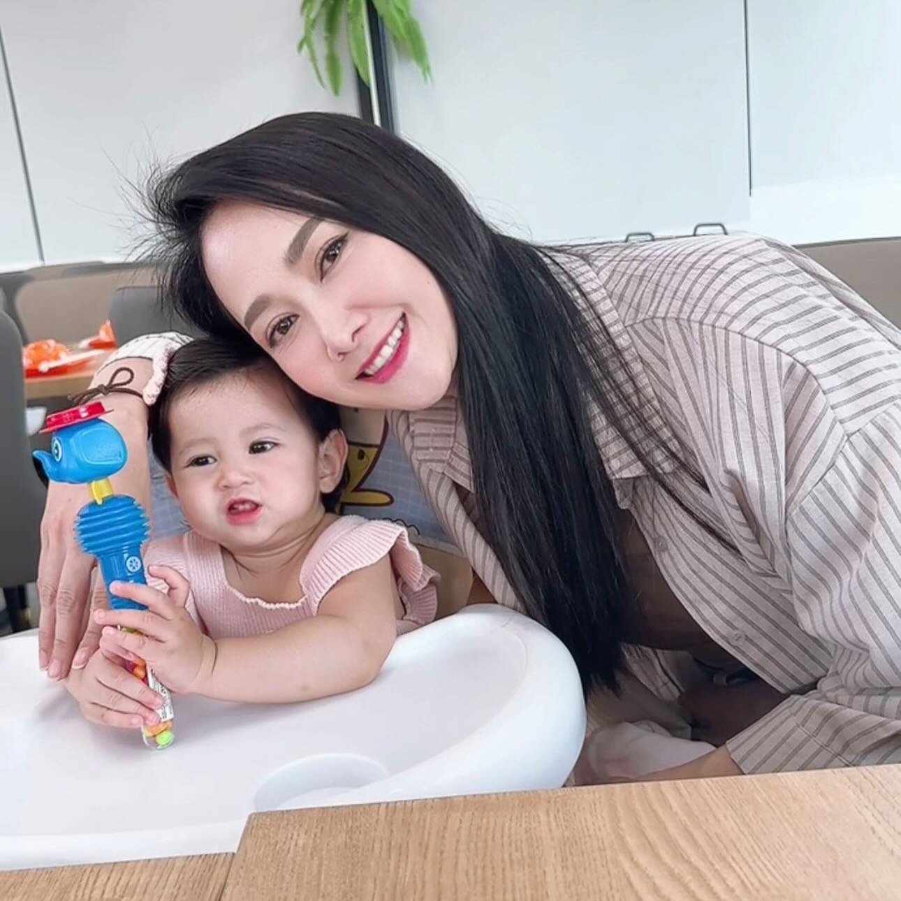 ยุ้ย - จีรนันท์ มะโนแจ่ม