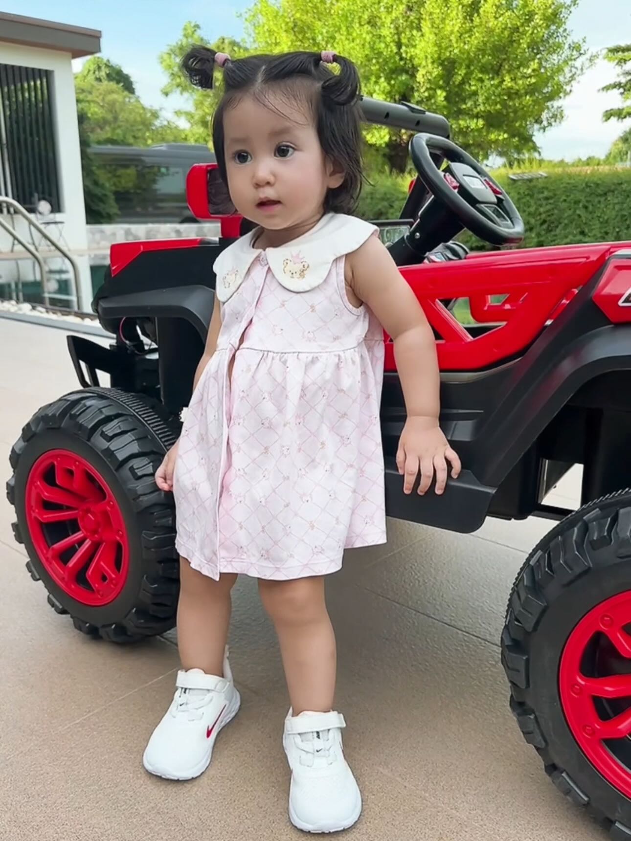 ยุ้ย - จีรนันท์ มะโนแจ่ม