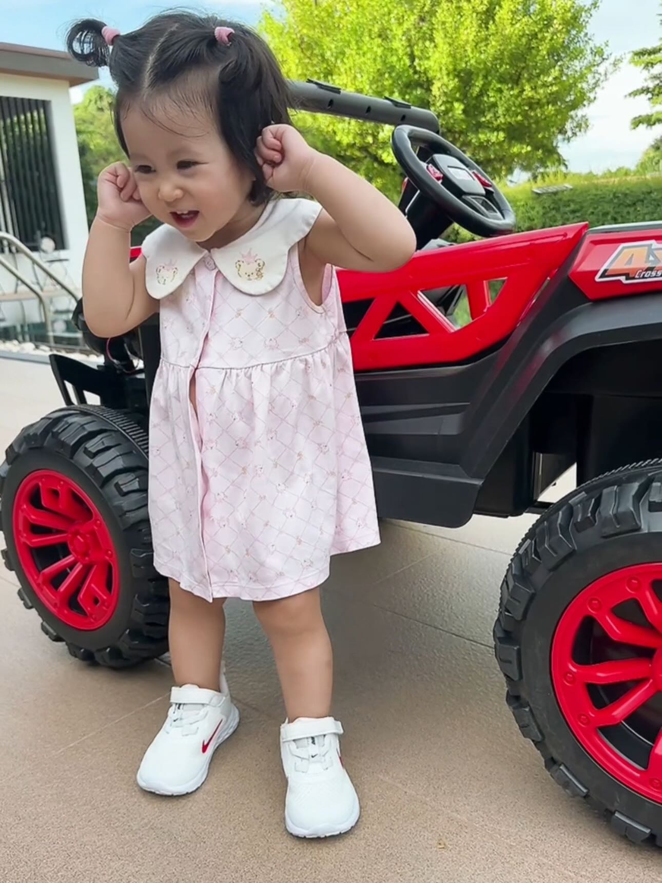 ยุ้ย - จีรนันท์ มะโนแจ่ม