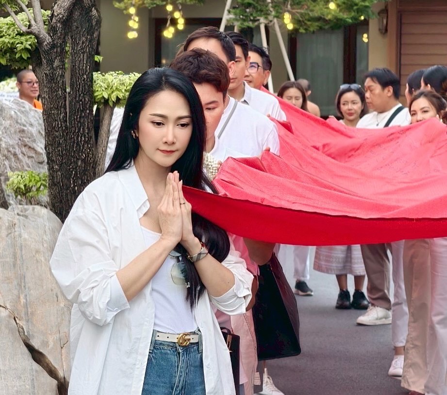 ยุ้ย - จีรนันท์ มะโนแจ่ม