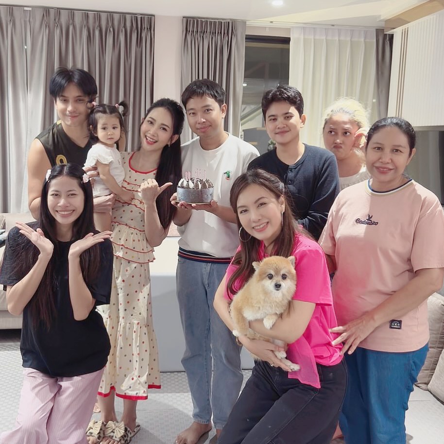 ยุ้ย - จีรนันท์ มะโนแจ่ม