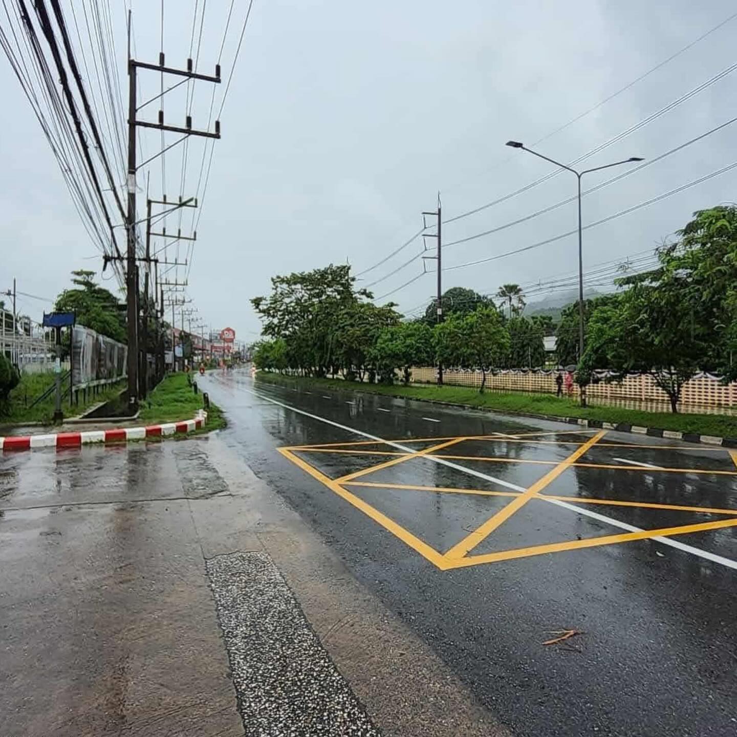 ยุ้ย - จีรนันท์ มะโนแจ่ม