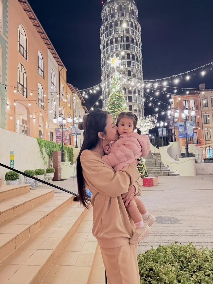 ยุ้ย - จีรนันท์ มะโนแจ่ม