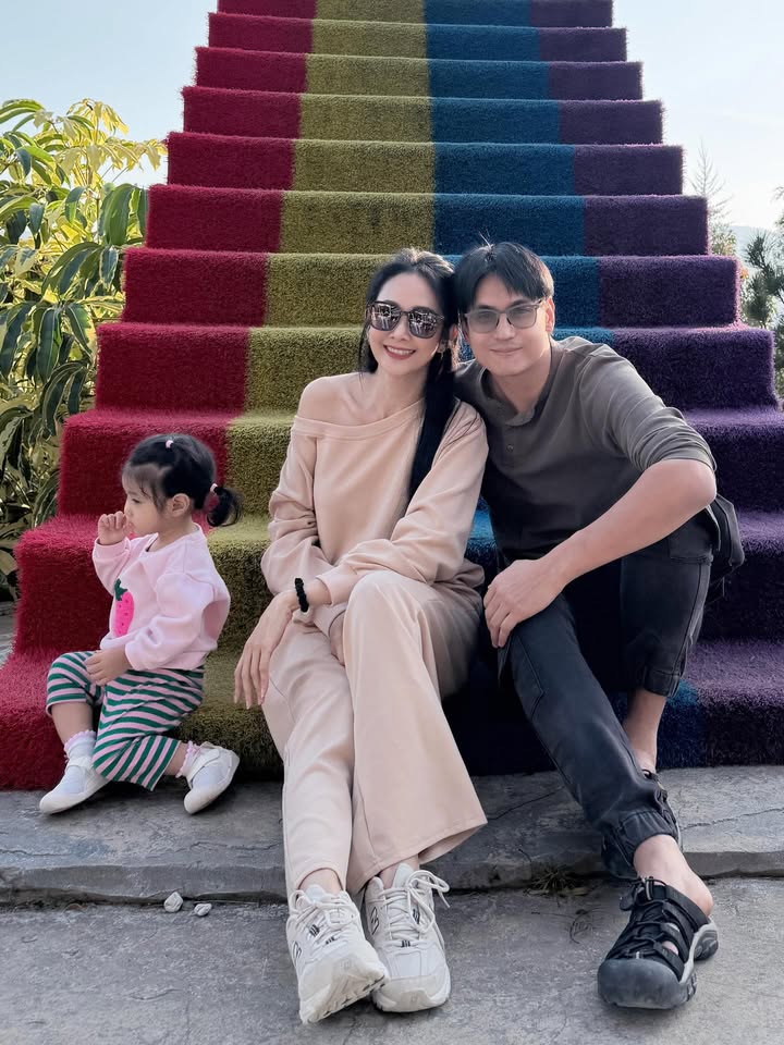 ยุ้ย - จีรนันท์ มะโนแจ่ม