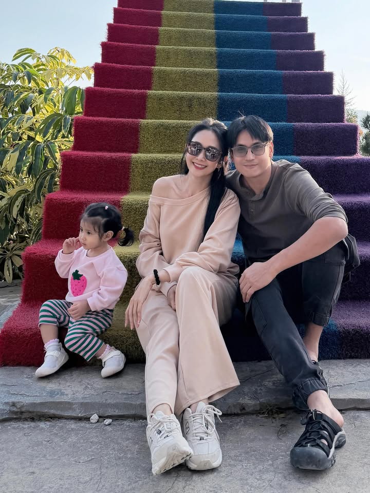 ยุ้ย - จีรนันท์ มะโนแจ่ม