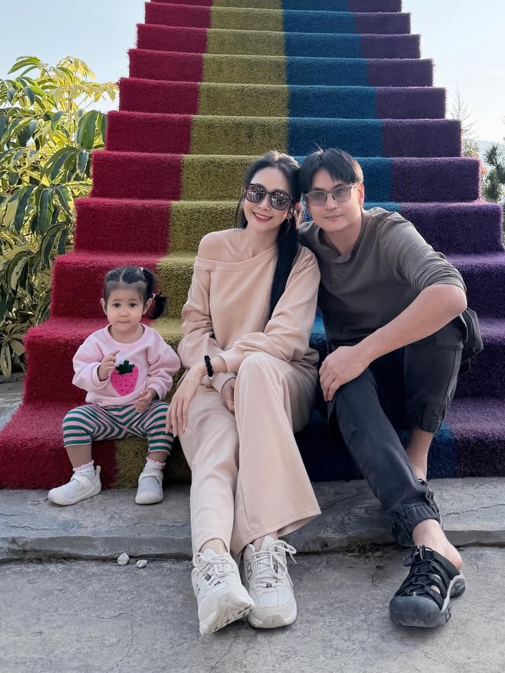 ยุ้ย - จีรนันท์ มะโนแจ่ม