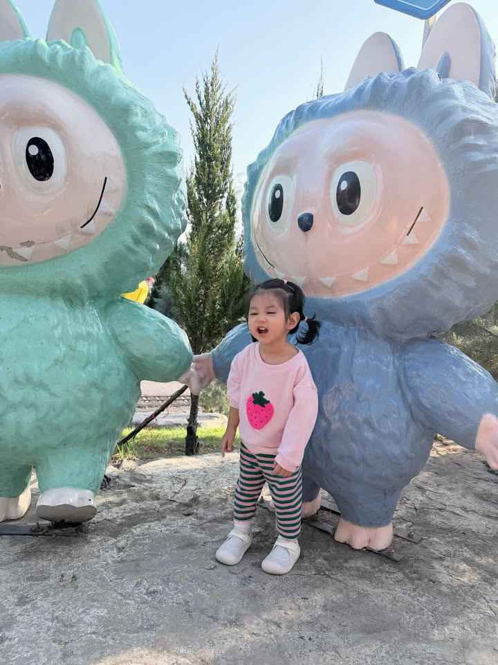 ยุ้ย - จีรนันท์ มะโนแจ่ม