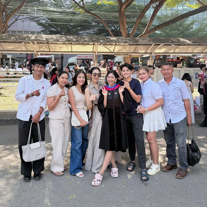 ยุ้ย - จีรนันท์ มะโนแจ่ม