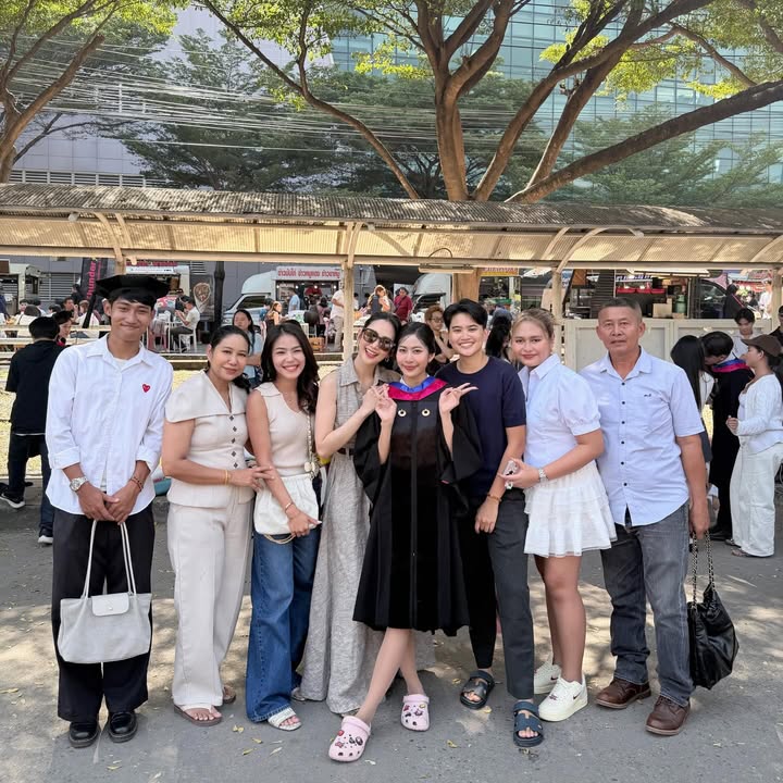 ยุ้ย - จีรนันท์ มะโนแจ่ม