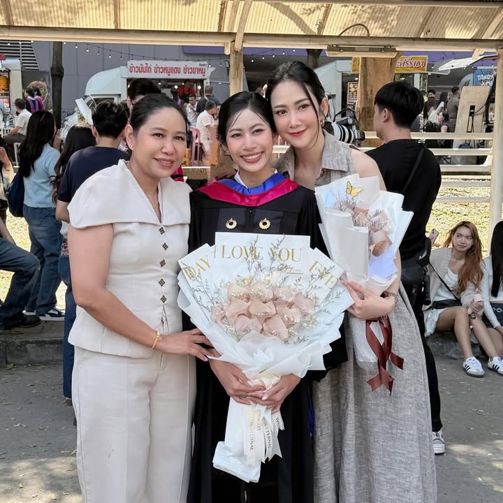 ยุ้ย - จีรนันท์ มะโนแจ่ม