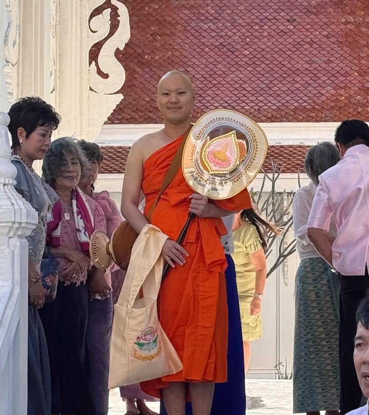 ยุ้ย - จีรนันท์ มะโนแจ่ม