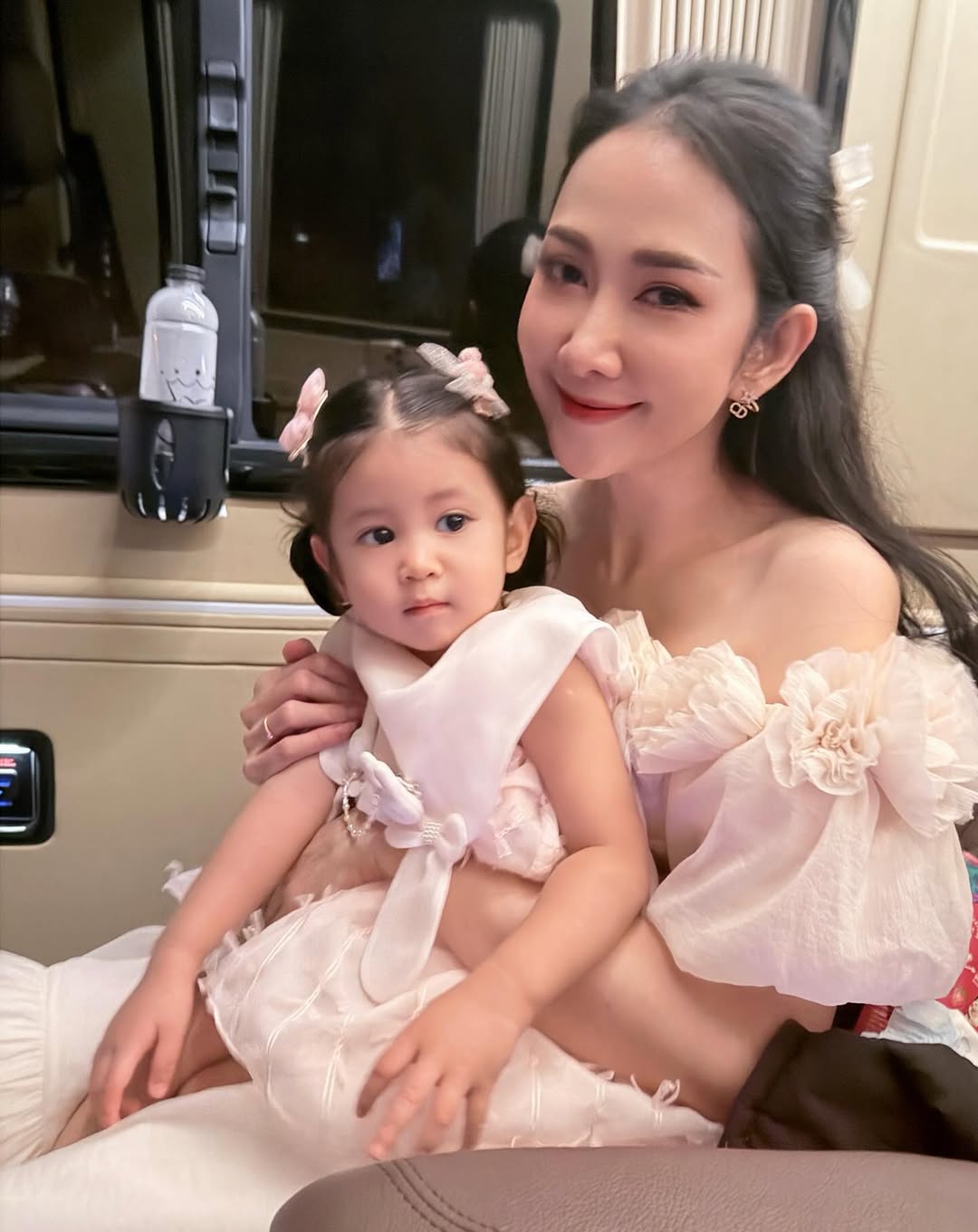 ยุ้ย - จีรนันท์ มะโนแจ่ม