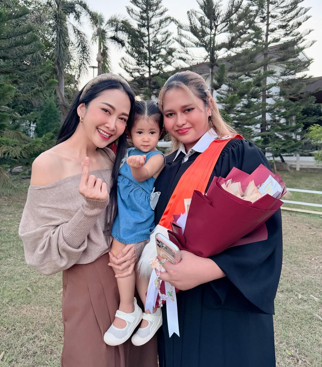 ยุ้ย - จีรนันท์ มะโนแจ่ม