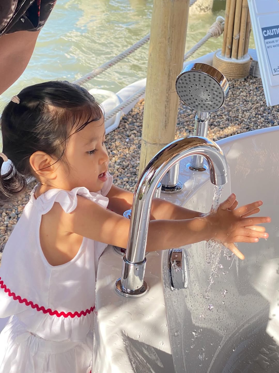 ยุ้ย - จีรนันท์ มะโนแจ่ม