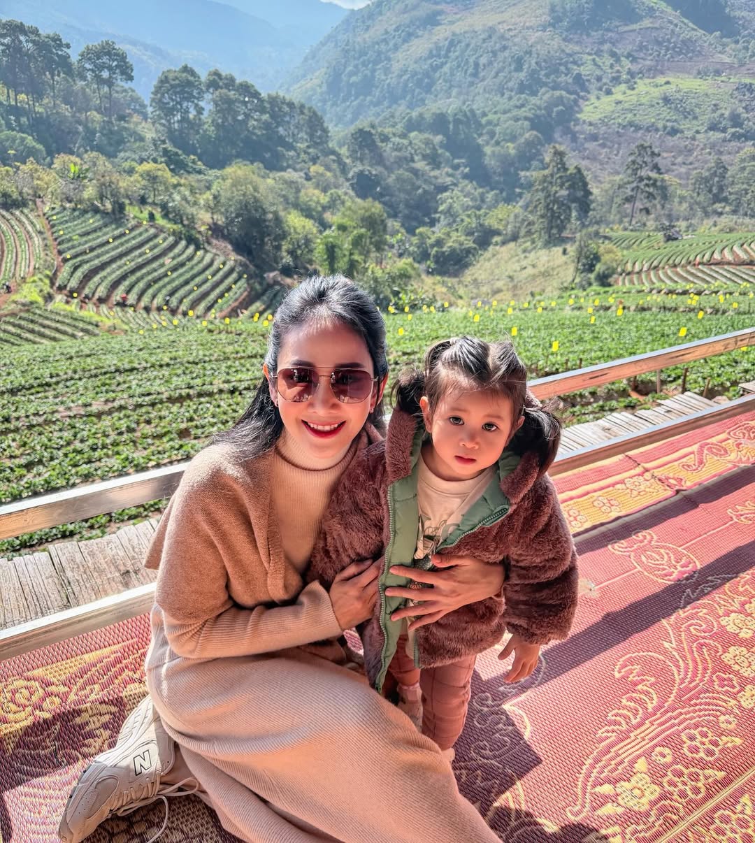 ยุ้ย - จีรนันท์ มะโนแจ่ม