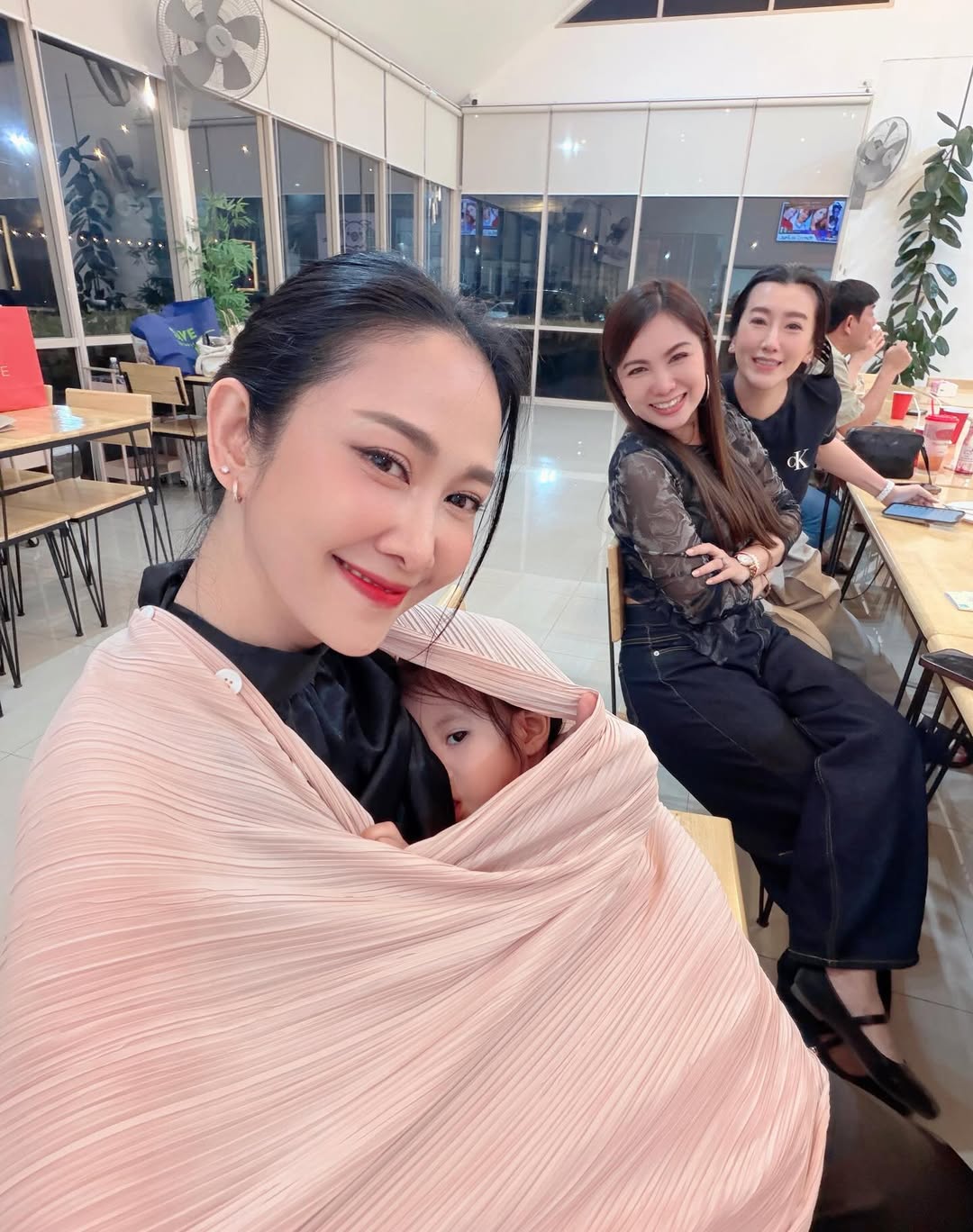 ยุ้ย - จีรนันท์ มะโนแจ่ม