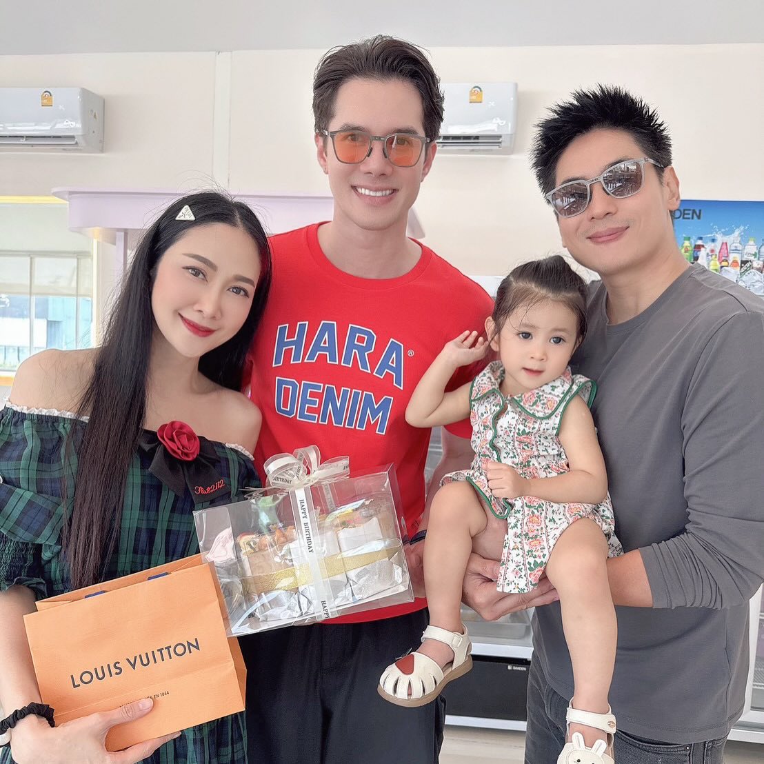 ยุ้ย - จีรนันท์ มะโนแจ่ม