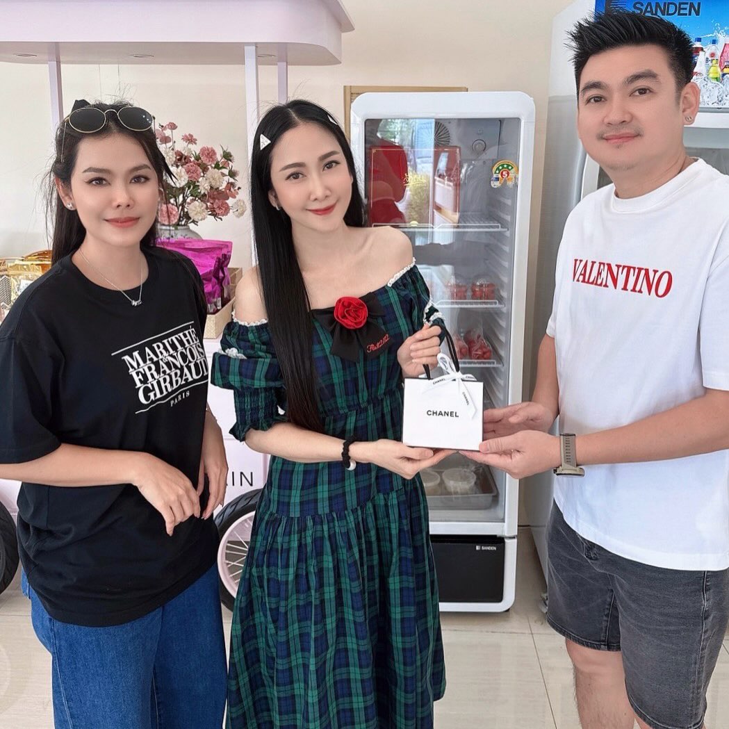 ยุ้ย - จีรนันท์ มะโนแจ่ม