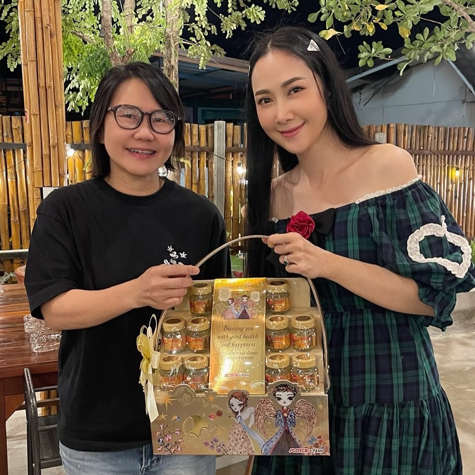 ยุ้ย - จีรนันท์ มะโนแจ่ม