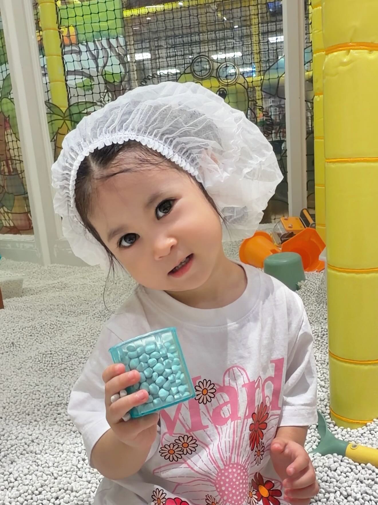 ยุ้ย - จีรนันท์ มะโนแจ่ม