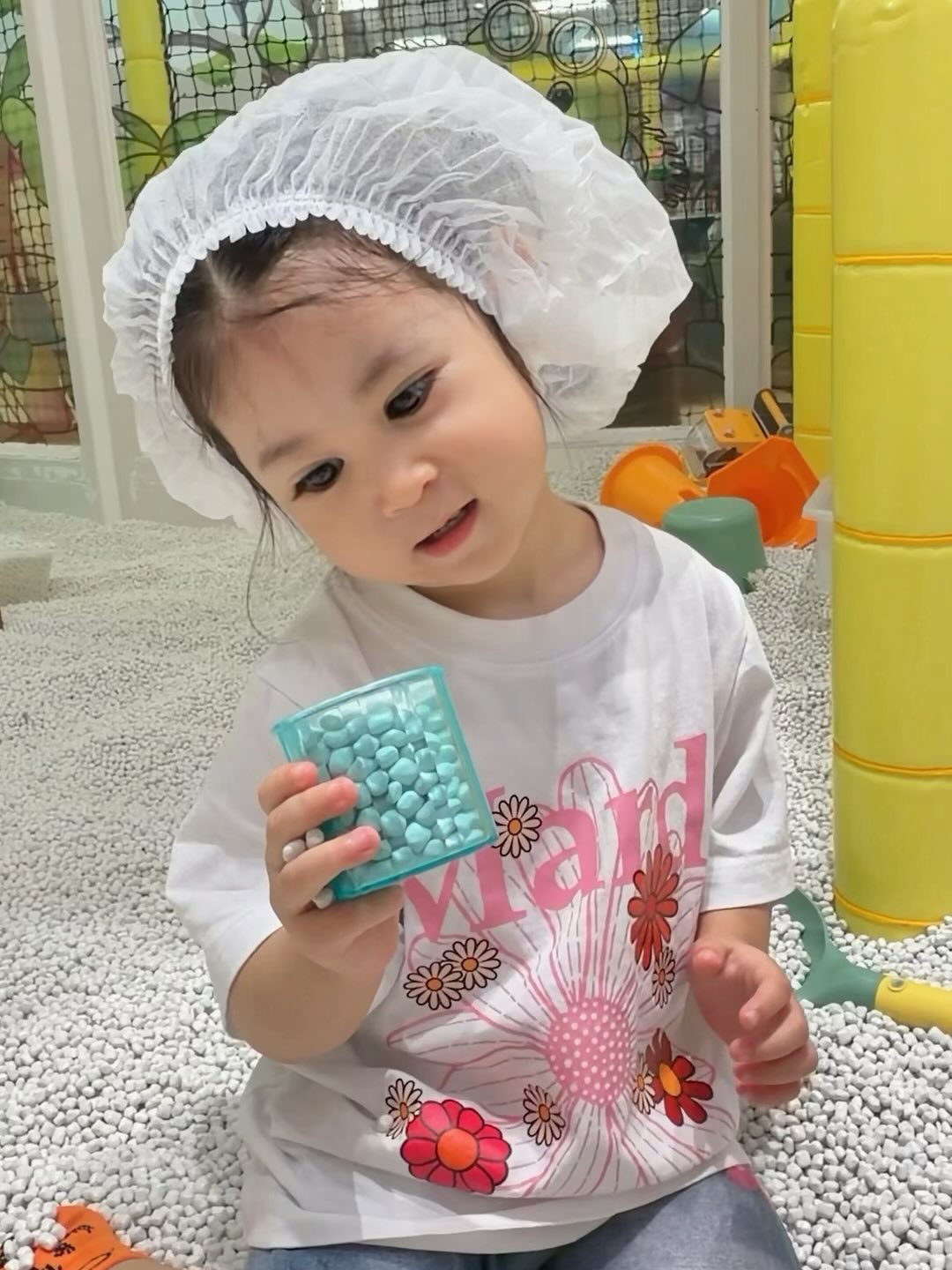 ยุ้ย - จีรนันท์ มะโนแจ่ม