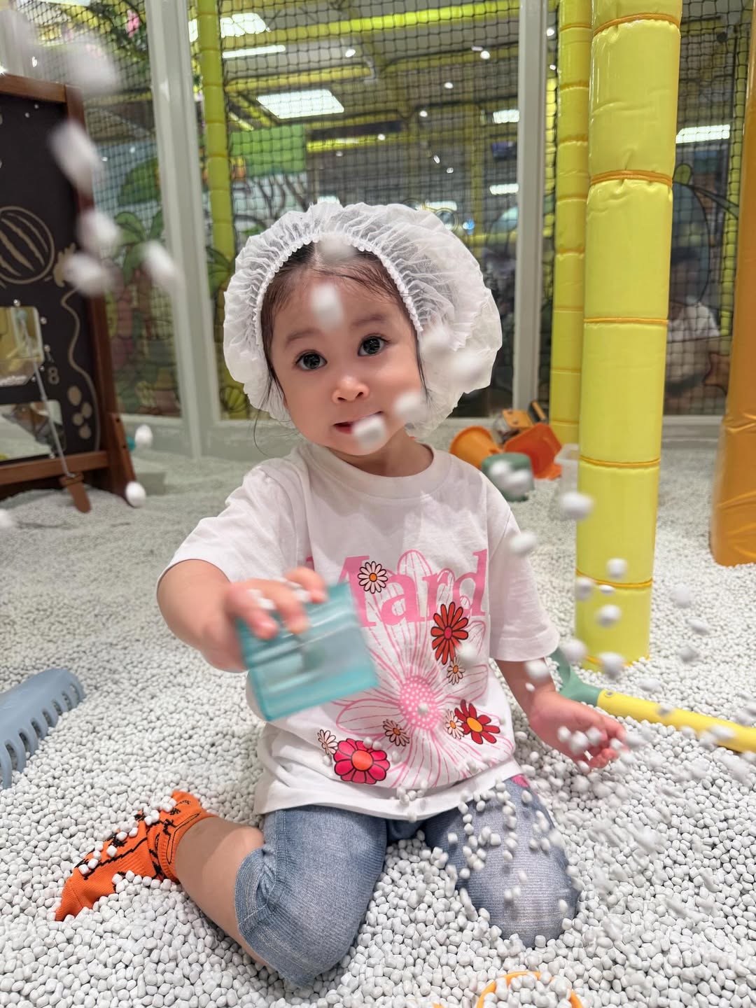 ยุ้ย - จีรนันท์ มะโนแจ่ม