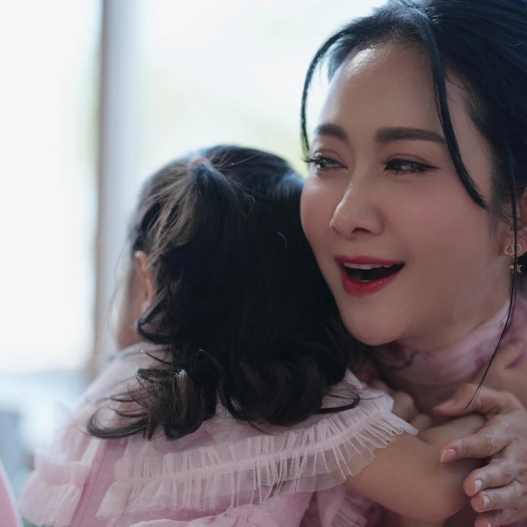 ยุ้ย - จีรนันท์ มะโนแจ่ม