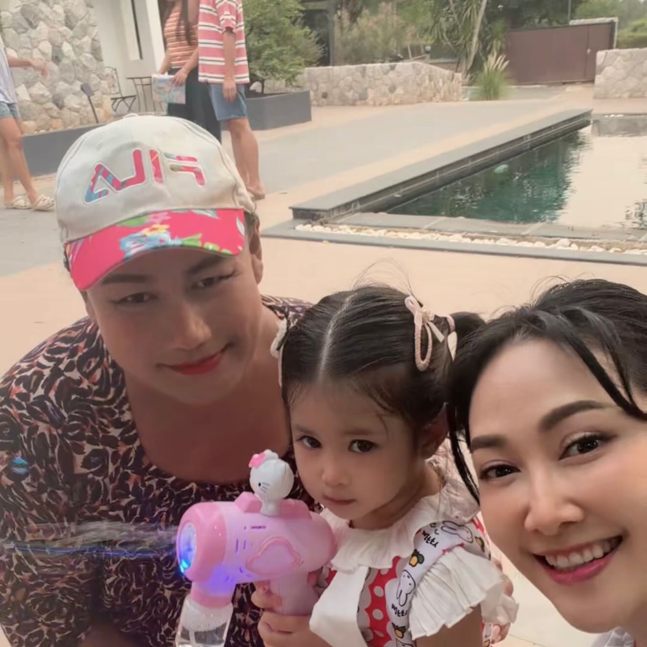 ยุ้ย - จีรนันท์ มะโนแจ่ม