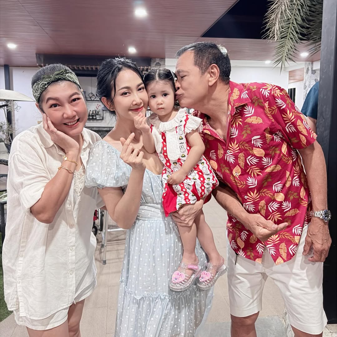 ยุ้ย - จีรนันท์ มะโนแจ่ม