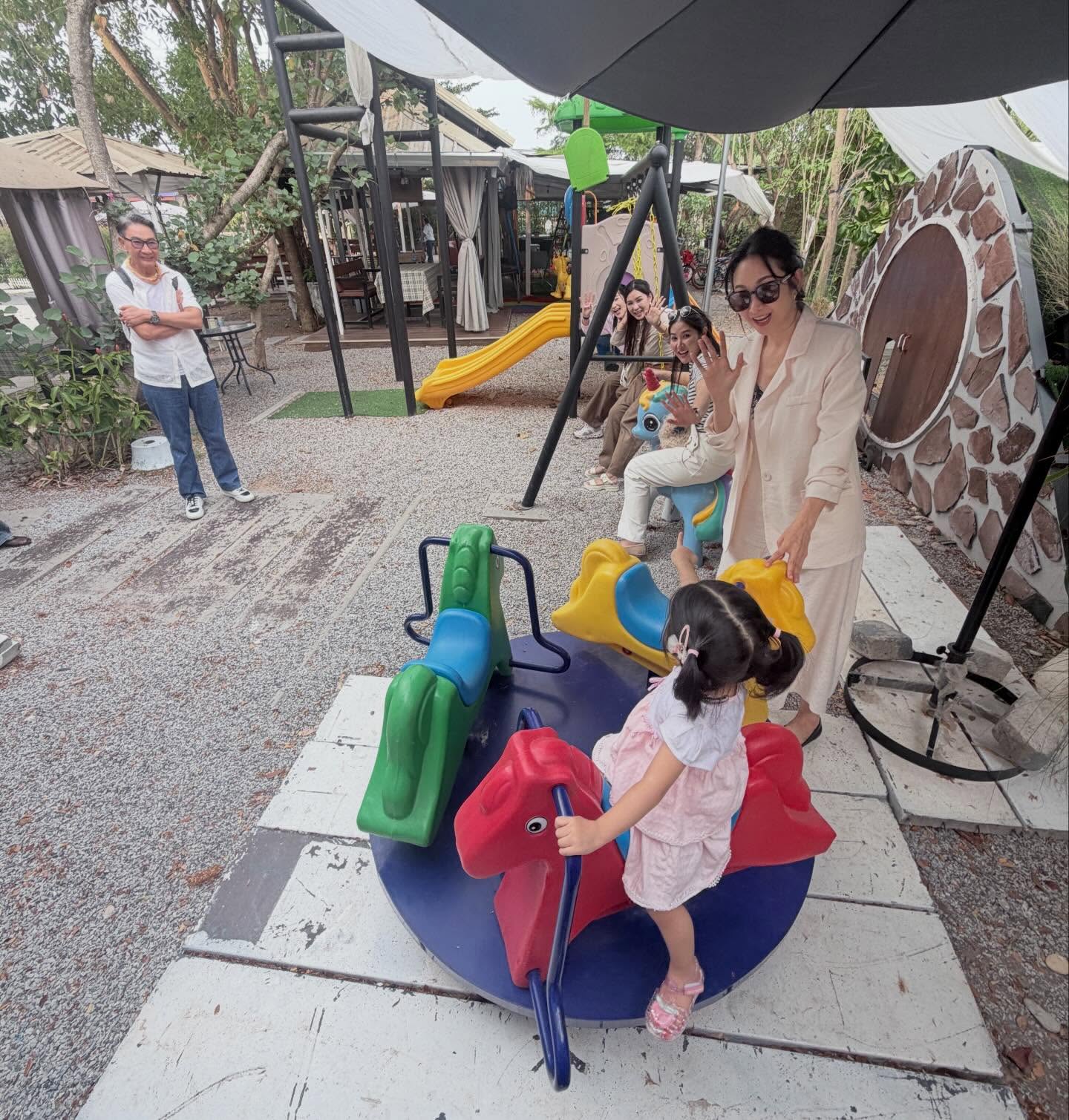 ยุ้ย - จีรนันท์ มะโนแจ่ม