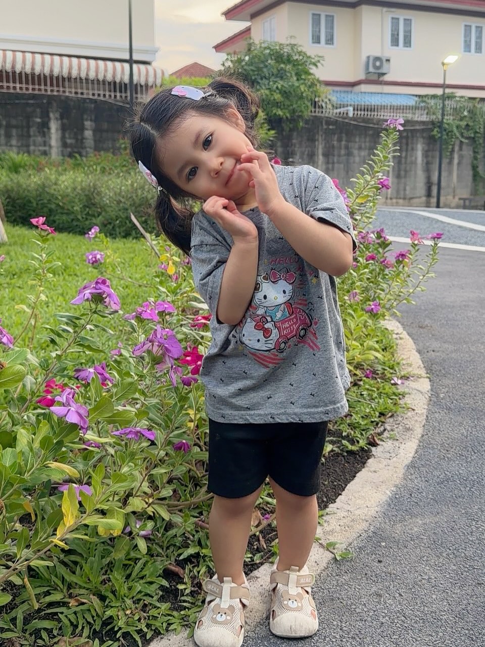 ยุ้ย - จีรนันท์ มะโนแจ่ม