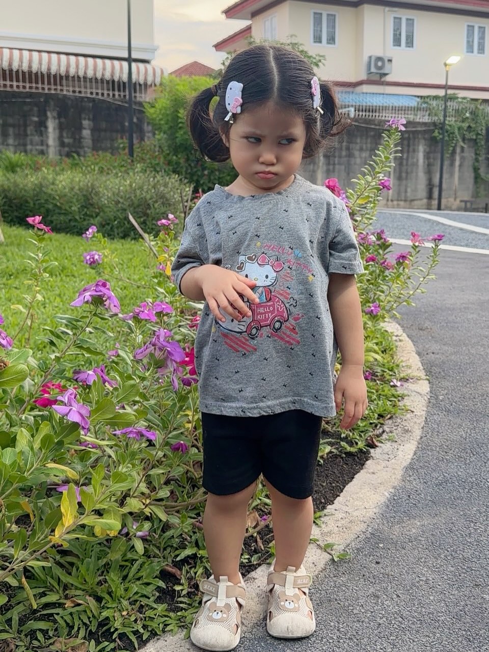 ยุ้ย - จีรนันท์ มะโนแจ่ม