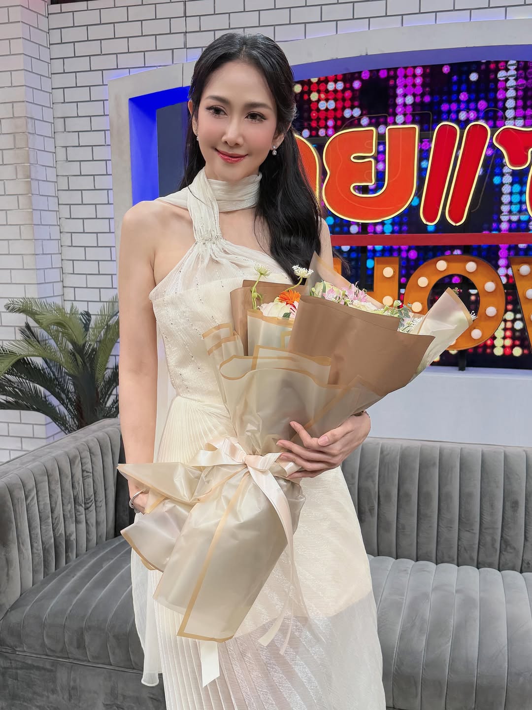 ยุ้ย - จีรนันท์ มะโนแจ่ม