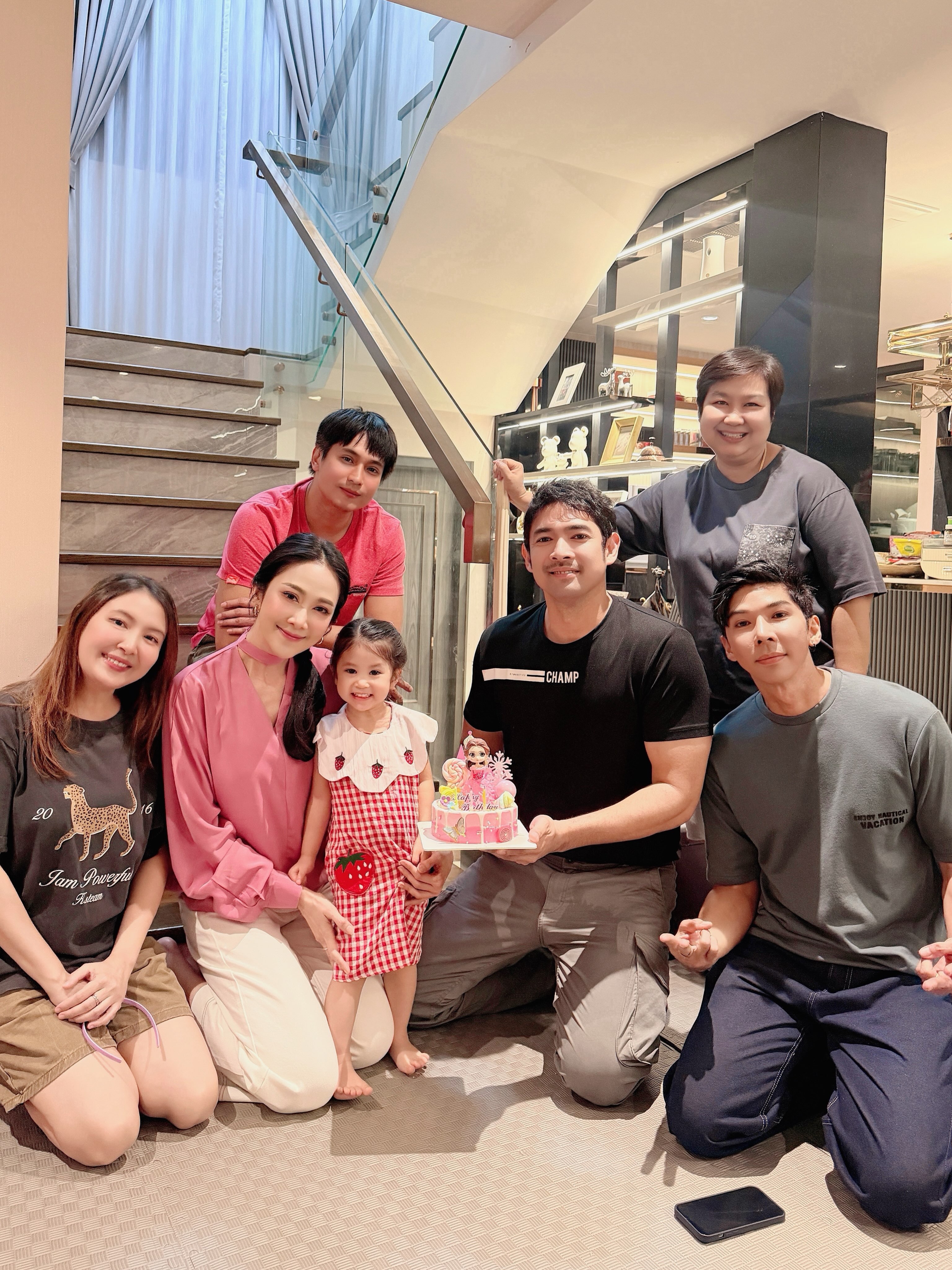 ยุ้ย - จีรนันท์ มะโนแจ่ม